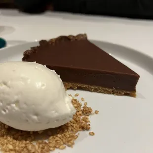 Chocolate tart