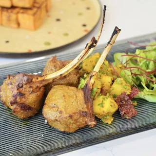 Tandoor Grilled Lamb Chops (2pc)