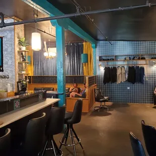 Decor, interior area