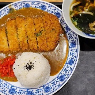 Tonkatsu curry