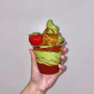 strawberry matcha sundae (06/2024)