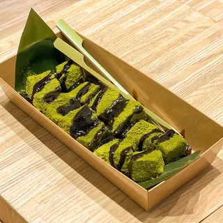 Matcha Warabi Mochi (12 pcs)
