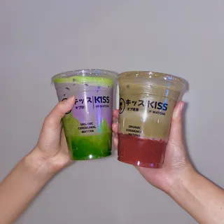 Hojicha Strawberry Latte