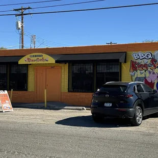 Outside restaurant view