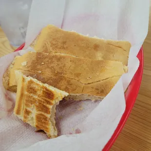 Started me off with crunchy, crisp buttered bread