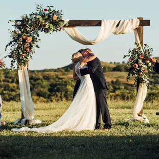 Gorgeous outdoor wedding