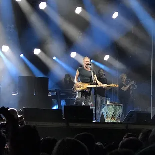 Yes, that IS Sting at Kit Carson Park!