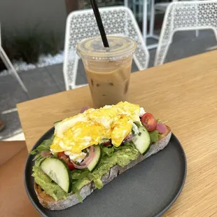 Avo Toast