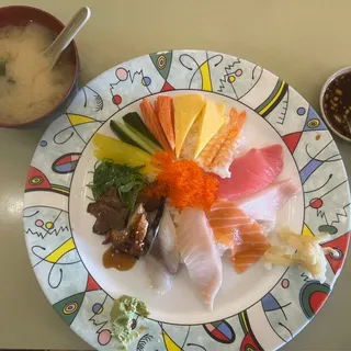 Chirashi Sushi Plate