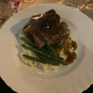 Short ribs with risotto and green beans