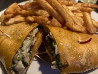 Manhattan's NY Deli & Pub