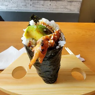 Unagi handroll