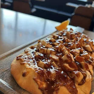 BBQ CHICKEN FLATBREAD