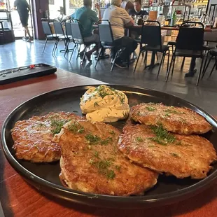 3 Pieces Potato Pancakes and Sour Cream