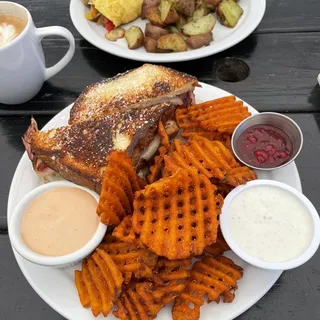 Monte Cristo Sandwich