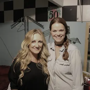 We love feeding LeeAnn Womack &amp; band when they come to town!