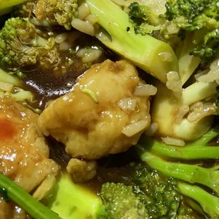 This is the worms  we found on our food.