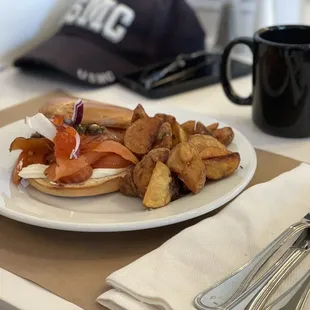 Smoke salmon platter