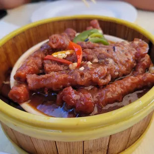 Red sauce chicken feet!