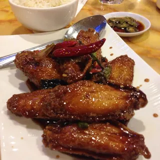 5. Spicy Garlic Chicken Wings