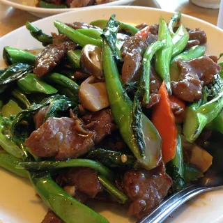 Sauteed Beef with Chinese Broccoli Lunch