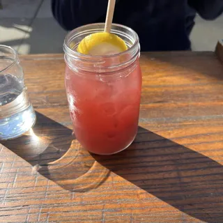 Fresh Raspberry Lemonade