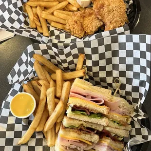 Chicken strips, club