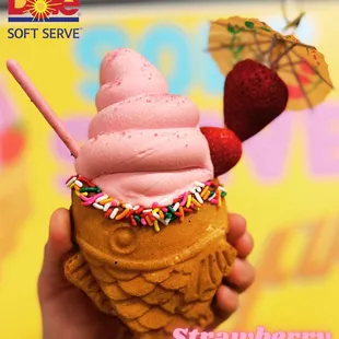 Strawberry Dole Whip Taiyaki Ice Cream