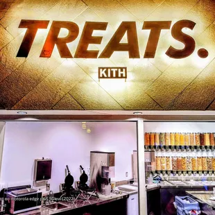 KITH Treats Hawai&apos;i @ the KITH Hawai&apos;i Flagship Store, a specialty retail concept. Royal Hawaiian Center - Waikīkī.