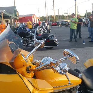 Thursday night bike night!!