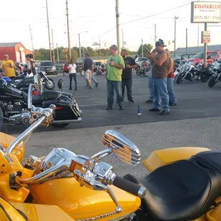 Thursday night bike night!!