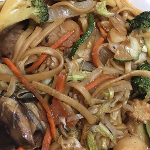 Vegetable Lo Mein