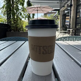 Breakfast at Tiffany's latte with oat milk (hot)