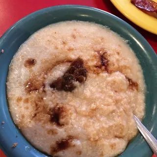 Cinnamon Raisin Oatmeal (v)