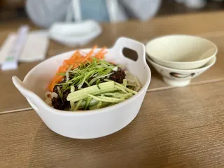 Must Be Dumpling