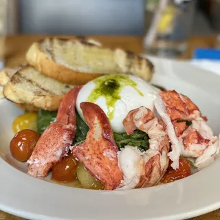 Burrata and Heirloom Tomato Salad
