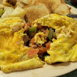 Lots of filling in my Denver omelet, good amount to share