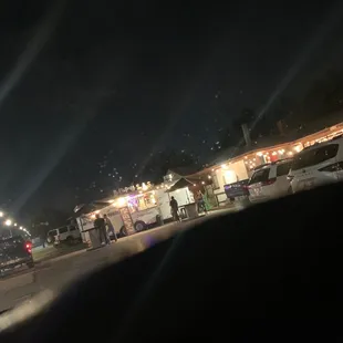 KIUBOLE PUPUSAS TRUCK NW 23 &amp; Warren Ave