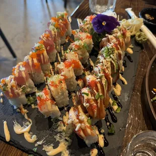 sushi, sashimi, sushi and sashimi, food
