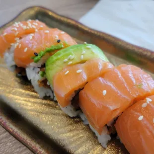 Tried this place in Irvine, great salmon sushi, and cucumber salad. Very friendly server.