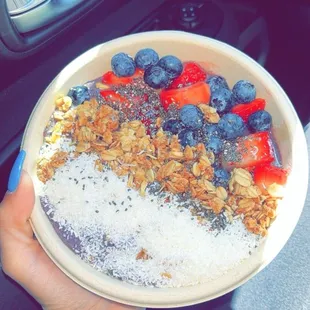 Berry Acai bowl