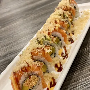 Mango Crunch Roll
