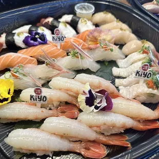 food, sushi and sashimi, sushi, sashimi