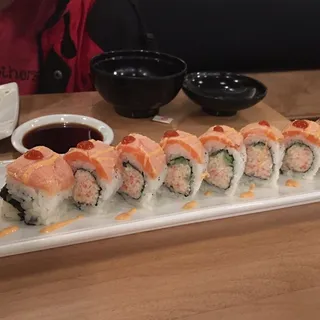 Seared Salmon Roll