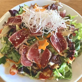 Seared Tuna Salad