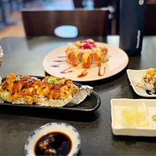 (L-R) Lobstino Roll (baked), can't remember, and Amber Roll (tempura)