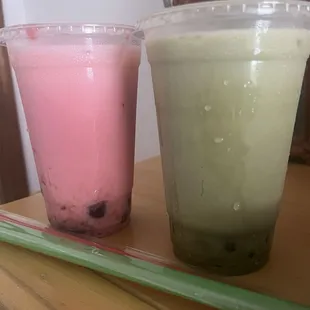 Terrible strawberry &quot;bubble&quot; tea (too sweet) and matcha &quot; bubble&quot; tea - tapioca OVERCOOKED