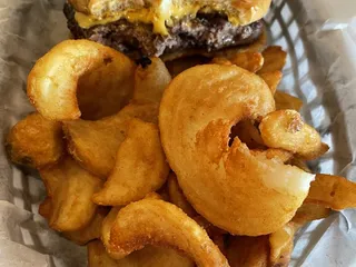 Mal's Bar & Grill