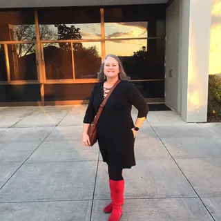 Dina D.