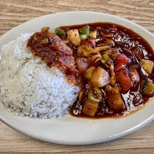 Tai sweet and sour chicken.